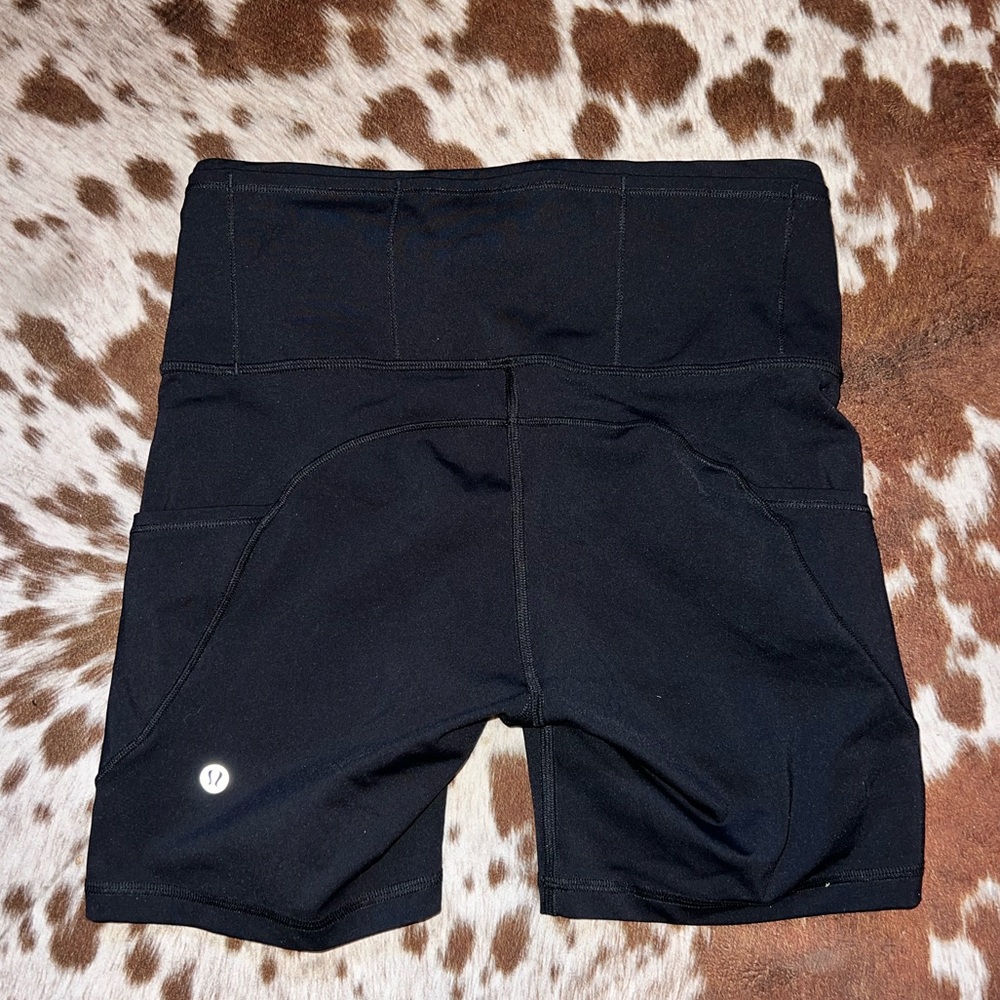 Lululemon bike shorts